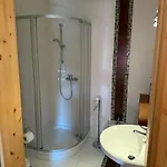 Enzian 13 - Sonnige Von דירה